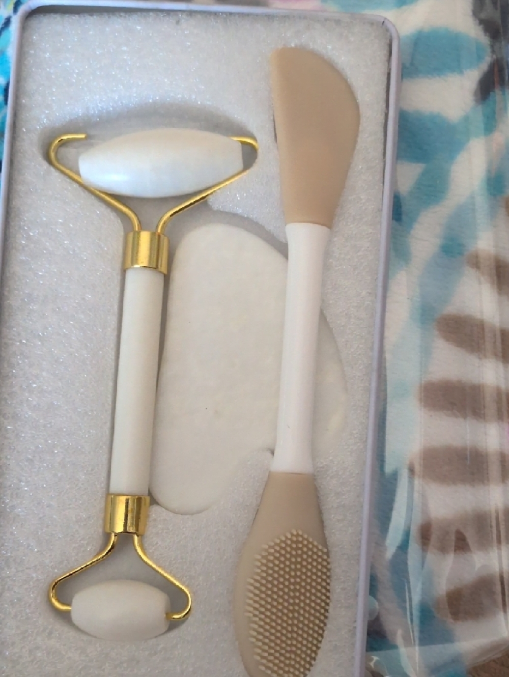 Perfection 4 Piece Skincare Set - Picture 3 of 5